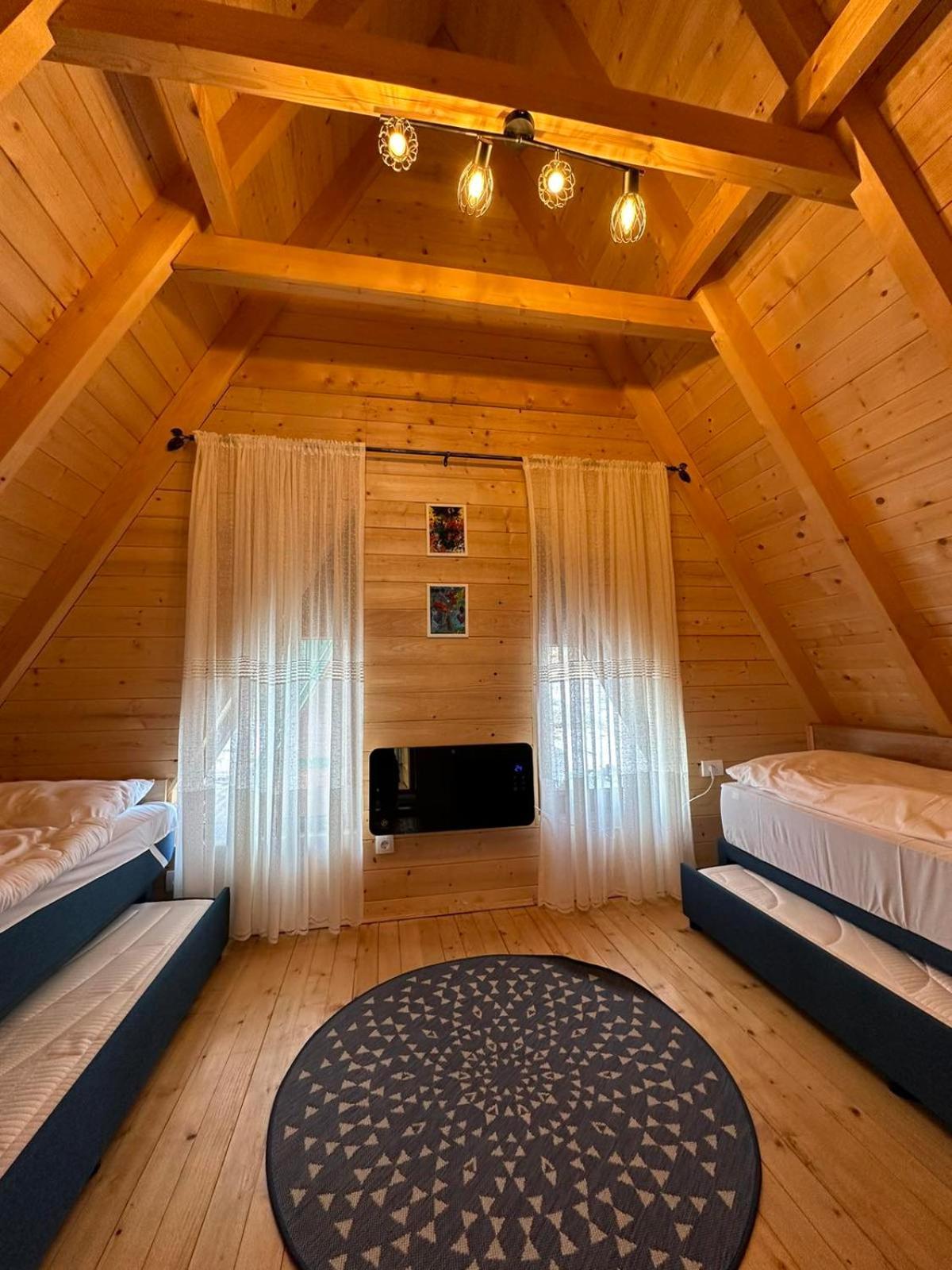 Stone Point Villas 자블야크 객실 사진